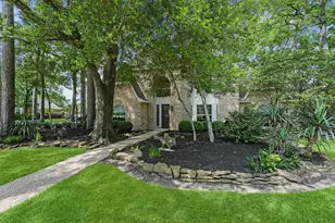 2023 Forest Garden Dr, Kingwood, TX 77345 - Photo 5