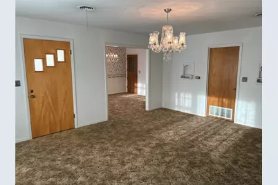 984 N Monroe Street, La Grange, TX 78945 - Photo 3