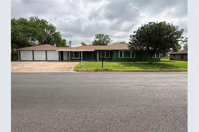 984 N Monroe Street, La Grange, TX 78945 - Photo 1