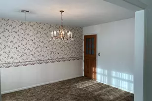 984 N Monroe St, La Grange, TX 78945 - Photo 7