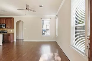 2 Bettina Ln, The Woodlands, TX 77382 - Photo 5