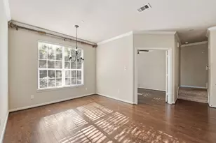 2 Bettina Ln, The Woodlands, TX 77382 - Photo 9