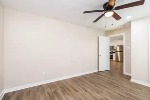 605 Hospital St, Tomball, TX 77375 - Photo 7