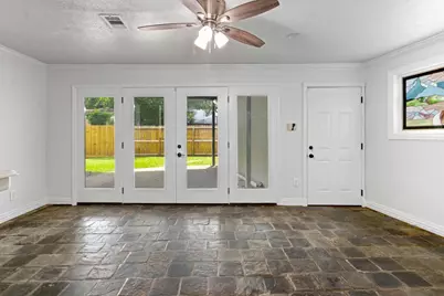 10126 Sageaspen Lane, Houston, TX 77089 - Photo 25
