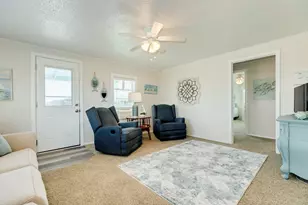 902 Treaty Dr, Surfside Beach, TX 77541 - Photo 15