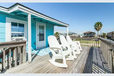 902 Treaty Drive, Surfside Beach, TX 77541 - Photo 1