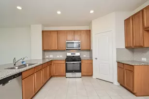 8138 Leisure Pt Dr, Katy, TX 77433 - Photo 11