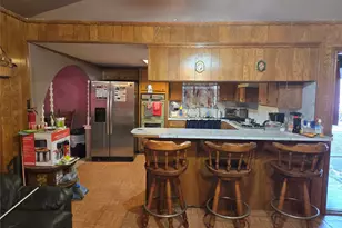 1305 2nd St, Hempstead, TX 77445 - Photo 7