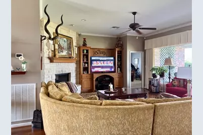 193 Kayla Lane, El Campo, TX 77437 - Photo 9