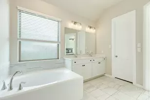 10115 MacLaren Dr, Iowa Colony, TX 77583 - Photo 21