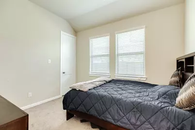 10115 Maclaren Drive, Iowa Colony, TX 77583 - Photo 5