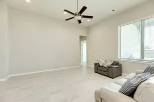 10115 MacLaren Dr, Iowa Colony, TX 77583 - Photo 11