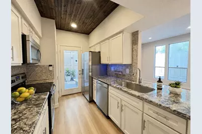 1881 Bering Drive #58, Houston, TX 77057 - Photo 5