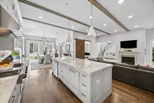 3615 Overbrook Ln, Houston, TX 77027 - Photo 11