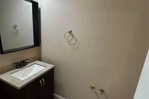 8911 Silent Willow Ln, Sugar Land, TX 77479 - Photo 23