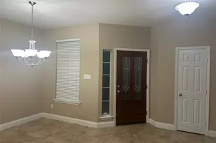 8911 Silent Willow Ln, Sugar Land, TX 77479 - Photo 9