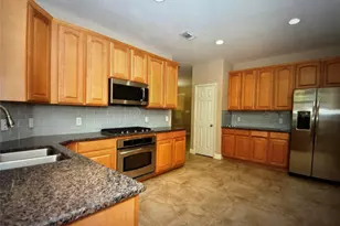 8911 Silent Willow Ln, Sugar Land, TX 77479 - Photo 15