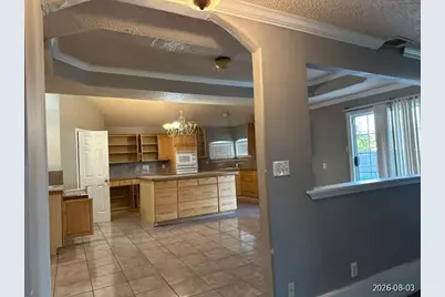 9304 Pine Village, San Antonio, TX 78250 - Photo 5