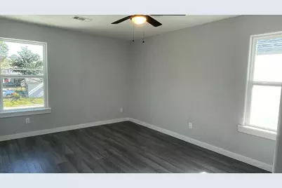8107 Denton Street, Houston, TX 77028 - Photo 5