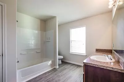 14438 Acuna Lane, Houston, TX 77045 - Photo 13