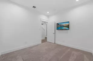 513 Schweikhardt St, Houston, TX 77020 - Photo 11