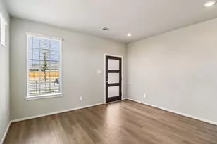 5124 Redbud Vly Dr, Pearland, TX 77584 - Photo 3