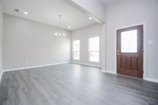 12328 N Chestnut Hls Dr, Conroe, TX 77303 - Photo 7