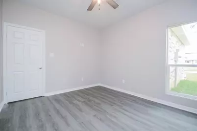 12328 N Chestnut Hills Drive, Conroe, TX 77303 - Photo 31