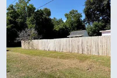 7220 Moore, Hitchcock, TX 77563 - Photo 3