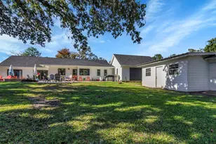 295 County Rd 687, Angleton, TX 77515 - Photo 9