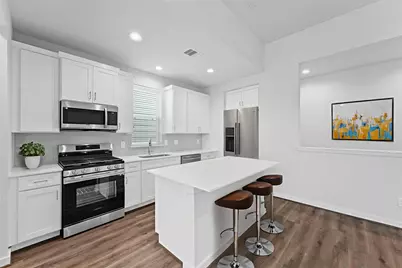 2110 Dewalt Street #G, Houston, TX 77088 - Photo 5