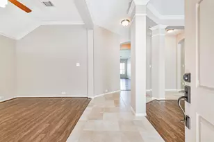 13719 Rolling River Ln, Houston, TX 77044 - Photo 3