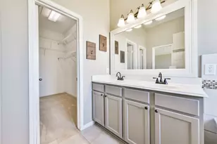 13719 Rolling River Ln, Houston, TX 77044 - Photo 21