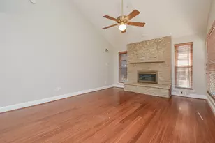 13859 Hollowgreen Dr, Houston, TX 77082 - Photo 7
