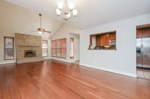 13859 Hollowgreen Dr, Houston, TX 77082 - Photo 11