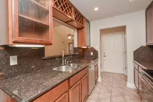 13859 Hollowgreen Dr, Houston, TX 77082 - Photo 15