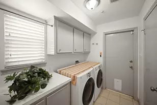 3103 Fairway Dr, Sugar Land, TX 77478 - Photo 13