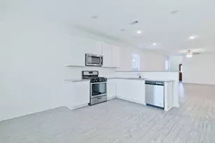 10711 Catclaw Ct, Tomball, TX 77375 - Photo 7