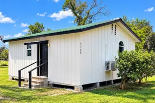 5762 County Rd 244, Brazoria, TX 77422 - Photo 17