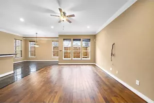 2927 Clinton Dr, Houston, TX 77020 - Photo 3