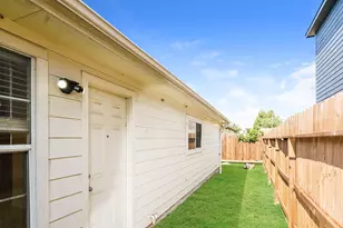 8424 Cannon St, Houston, TX 77051 - Photo 15