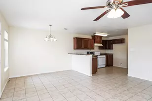 8424 Cannon St, Houston, TX 77051 - Photo 5