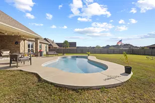 621 Pioneer, Bridge City, TX 77611 - Photo 29