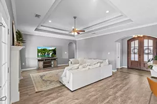 621 Pioneer, Bridge City, TX 77611 - Photo 9