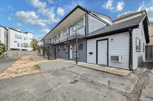 1225 W 25th St, Houston, TX 77008 - Photo 11