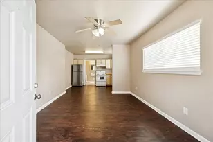 1225 W 25th St, Houston, TX 77008 - Photo 1