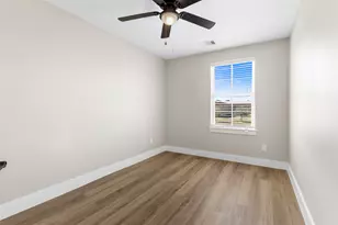 3150 A N Cleveland St St, Dayton, TX 77535 - Photo 13