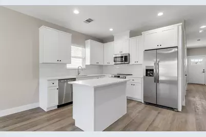 3150 A N Cleveland St Street, Dayton, TX 77535 - Photo 3