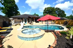2315 Clear Ridge Dr, Houston, TX 77339 - Photo 3