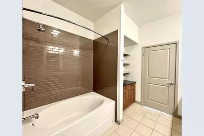 2111 Westheimer Rd Road #1301, Houston, TX 77098 - Photo 9